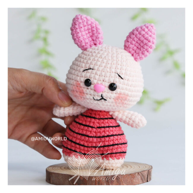Piglet Winnie the Pooh | Crochet Pattern | Amigurumi Tutorial PDF in English | Vui Vui