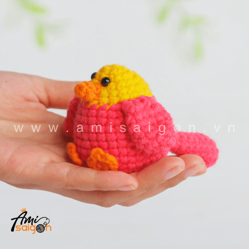 Little Bird Amigurumi - Free Crochet pattern by AmiSaigon