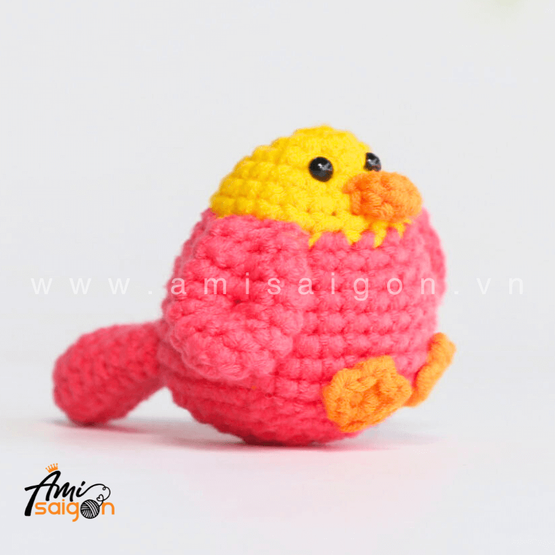 Little Bird Amigurumi - Free Crochet pattern by AmiSaigon