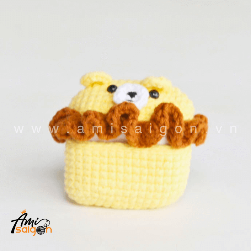 Amigurumi Lion Earphone Case - Free Crochet pattern by AmiSaigon