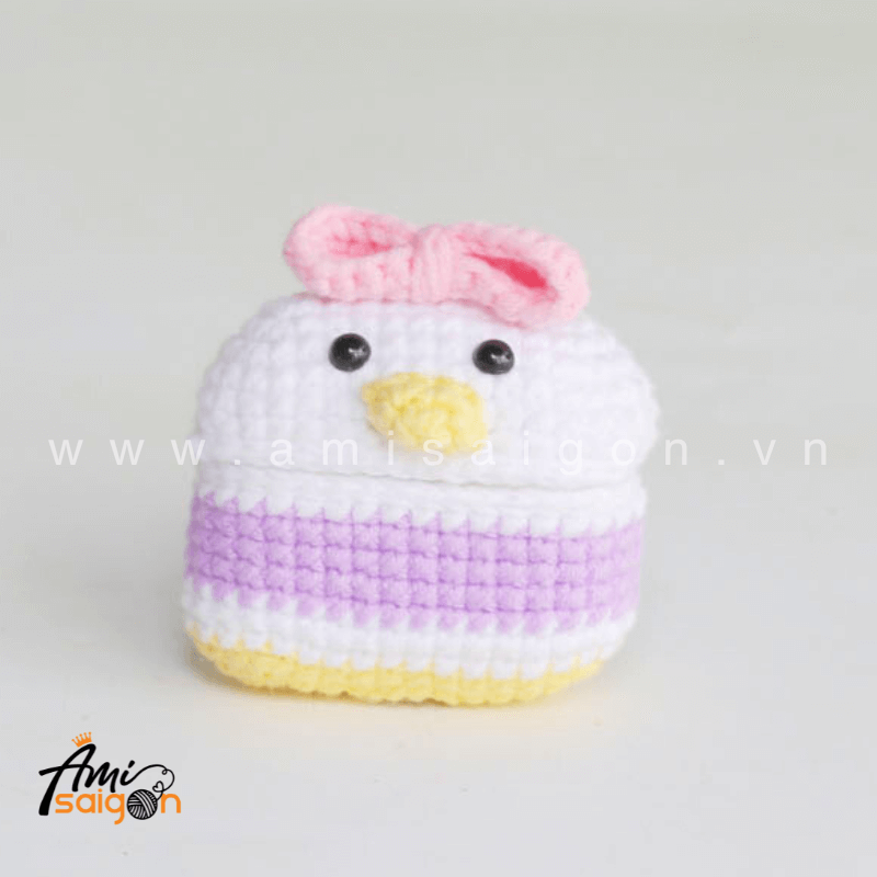 Amigurumi Daisy Duck Earphone Case - Free Crochet pattern by AmiSaigon