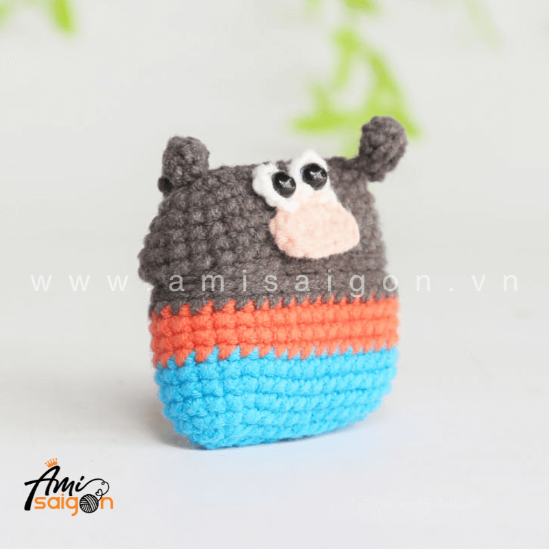 Amigurumi Pluto dog Earphone Case - Free Crochet pattern by AmiSaigon