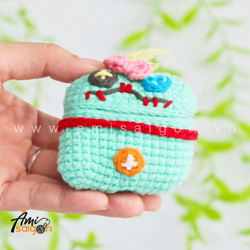 Amigurumi Scrump Earphone Case - Free Crochet pattern by AmiSaigon