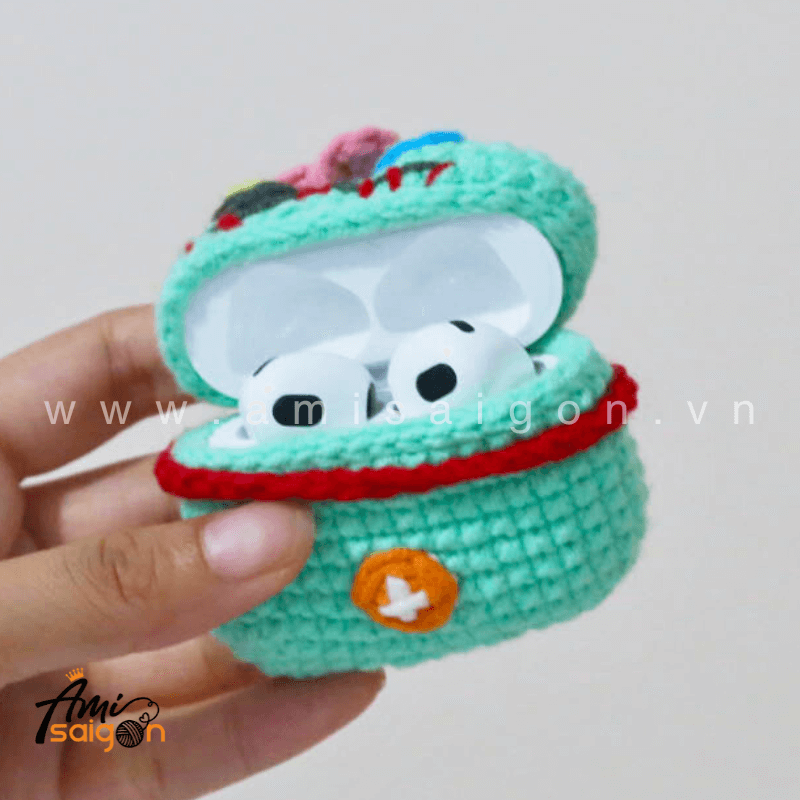 Amigurumi Scrump Earphone Case - Free Crochet pattern by AmiSaigon