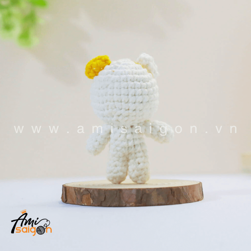 Tiny Amigurumi Cat - Free Crochet pattern by AmiSaigon