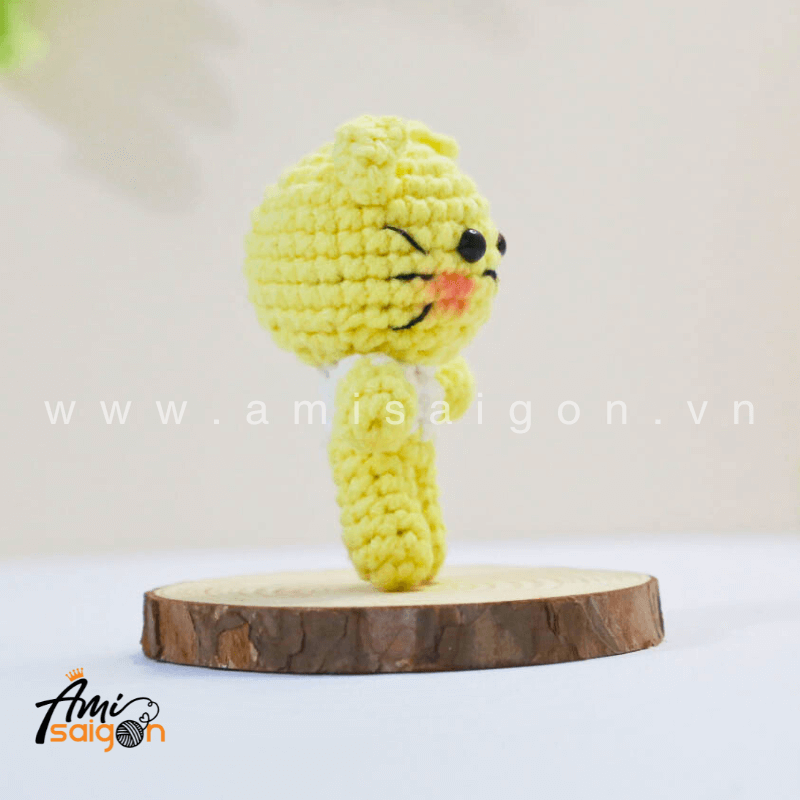 Tiny Amigurumi Cat - Free Crochet pattern by AmiSaigon