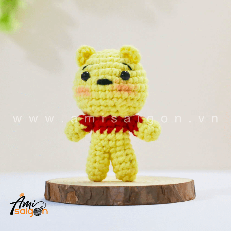 Amigurumi Pooh - Free Crochet pattern by AmiSaigon