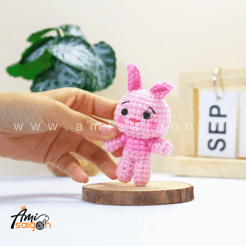 Tiny Amigurumi Bunny - Free Crochet pattern by AmiSaigon