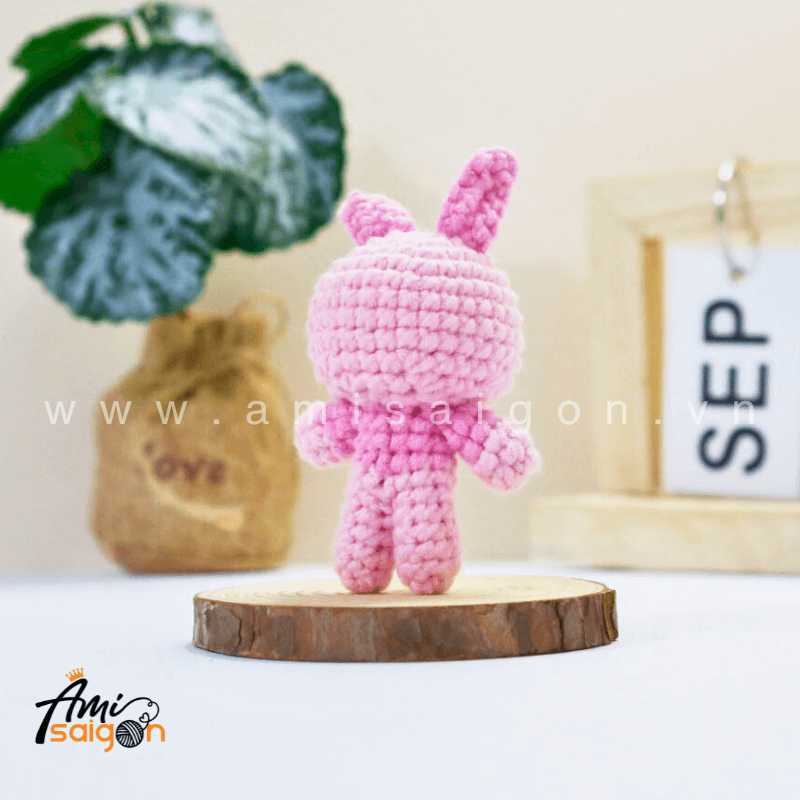 Tiny Amigurumi Bunny - Free Crochet pattern by AmiSaigon