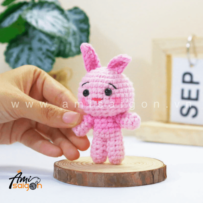 Tiny Amigurumi Bunny - Free Crochet pattern by AmiSaigon