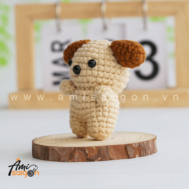 Tiny Amigurumi Dog - Free Crochet pattern by AmiSaigon
