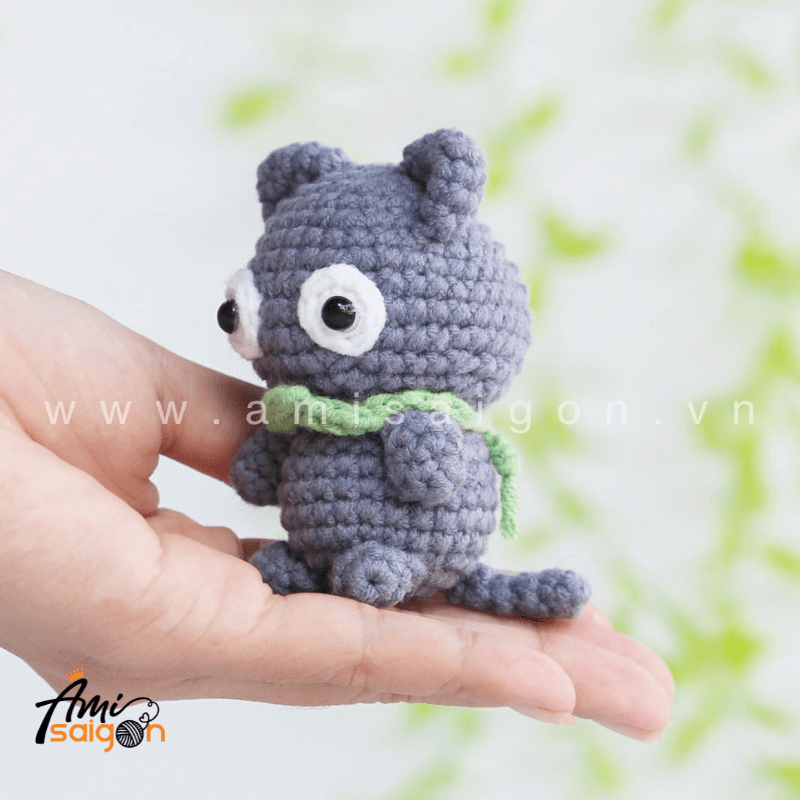 Móc khóa con mèo dễ thương bằng len amigurumi - Chart móc miễn phí @amisaigonvn