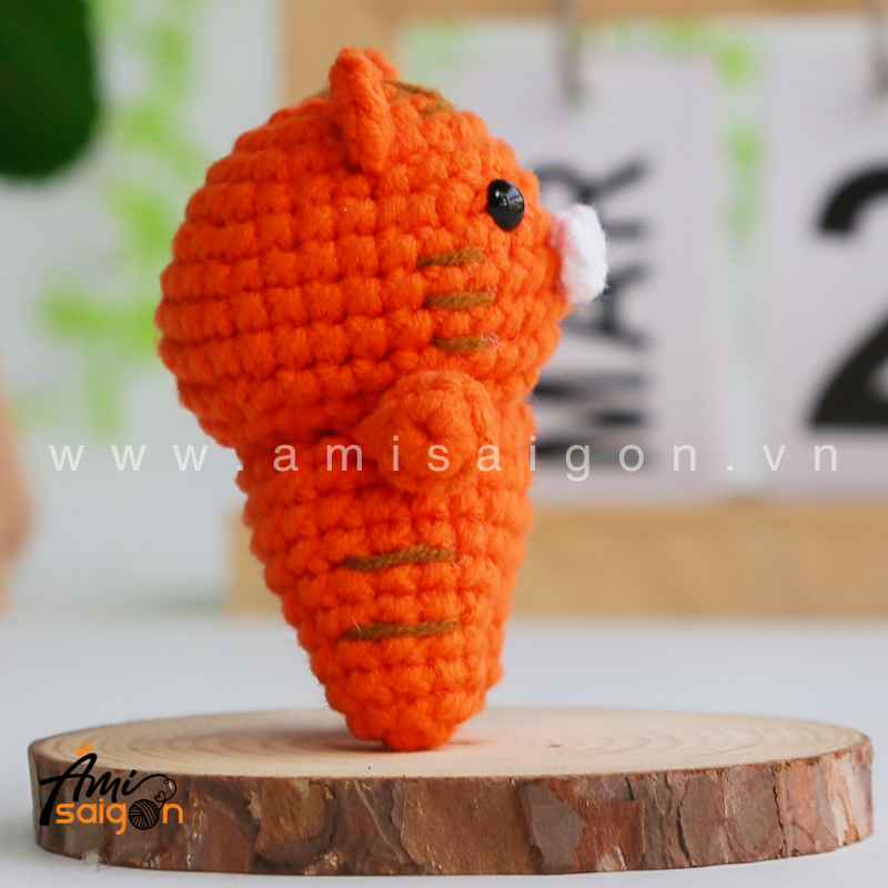 Amigurumi Little Tiger - Free Crochet pattern by AmiSaigon