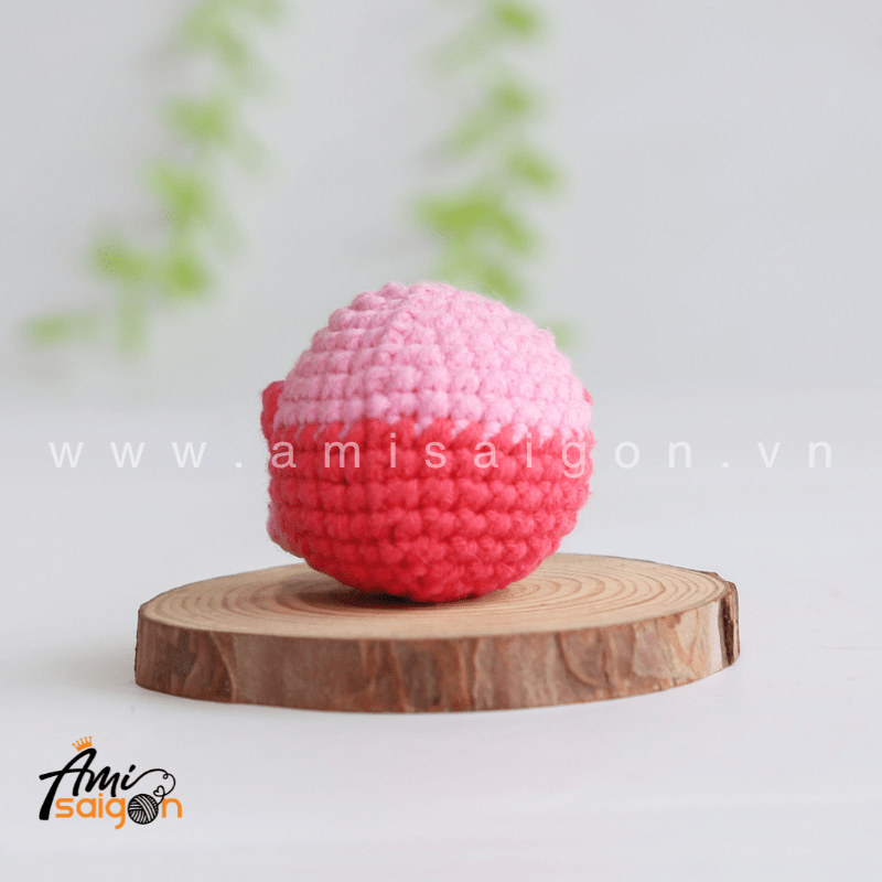 Amigurumi Little Bird - Free Crochet pattern by AmiSaigon