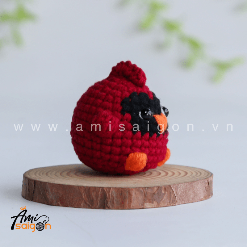 Amigurumi Bird- Free Crochet pattern by AmiSaigon