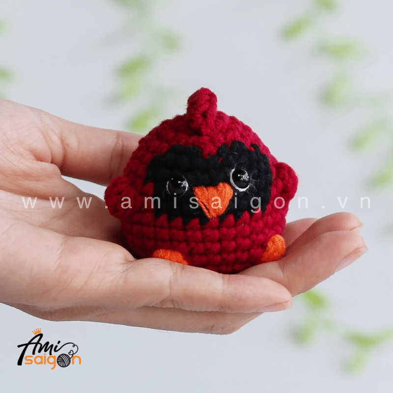 Amigurumi Bird- Free Crochet pattern by AmiSaigon