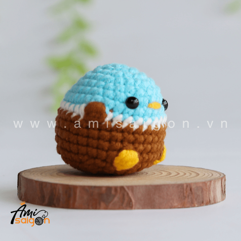 Amigurumi little Mallard Duck- Free Crochet pattern by AmiSaigon