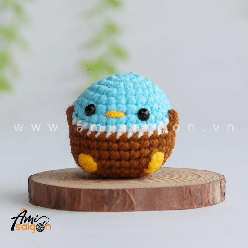 Amigurumi little Mallard Duck- Free Crochet pattern by AmiSaigon