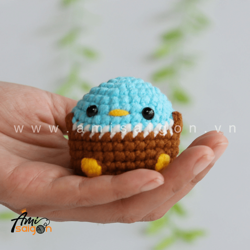 Amigurumi little Mallard Duck- Free Crochet pattern by AmiSaigon