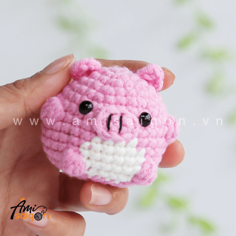 No-Sew Amigurumi Pig - Free Crochet pattern by AmiSaigon