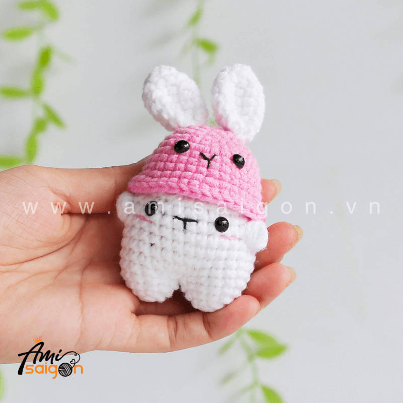 No-Sew Amigurumi Bear with Bunny hat - Free Crochet pattern by AmiSaigon