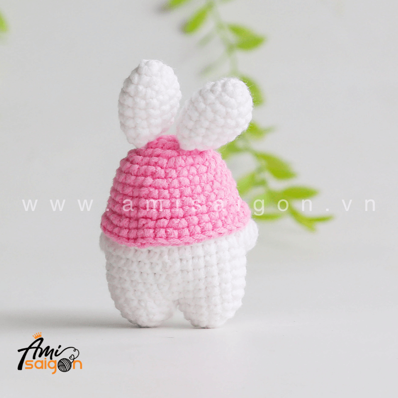 No-Sew Amigurumi Bear with Bunny hat - Free Crochet pattern by AmiSaigon