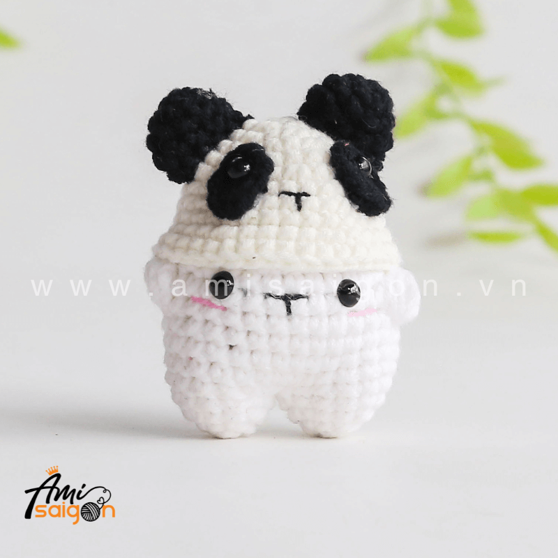 No-Sew Amigurumi Bear with Panda hat - Free Crochet pattern by AmiSaigon