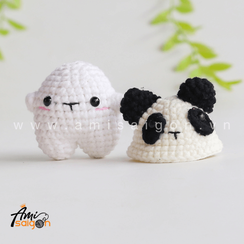 No-Sew Amigurumi Bear with Panda hat - Free Crochet pattern by AmiSaigon