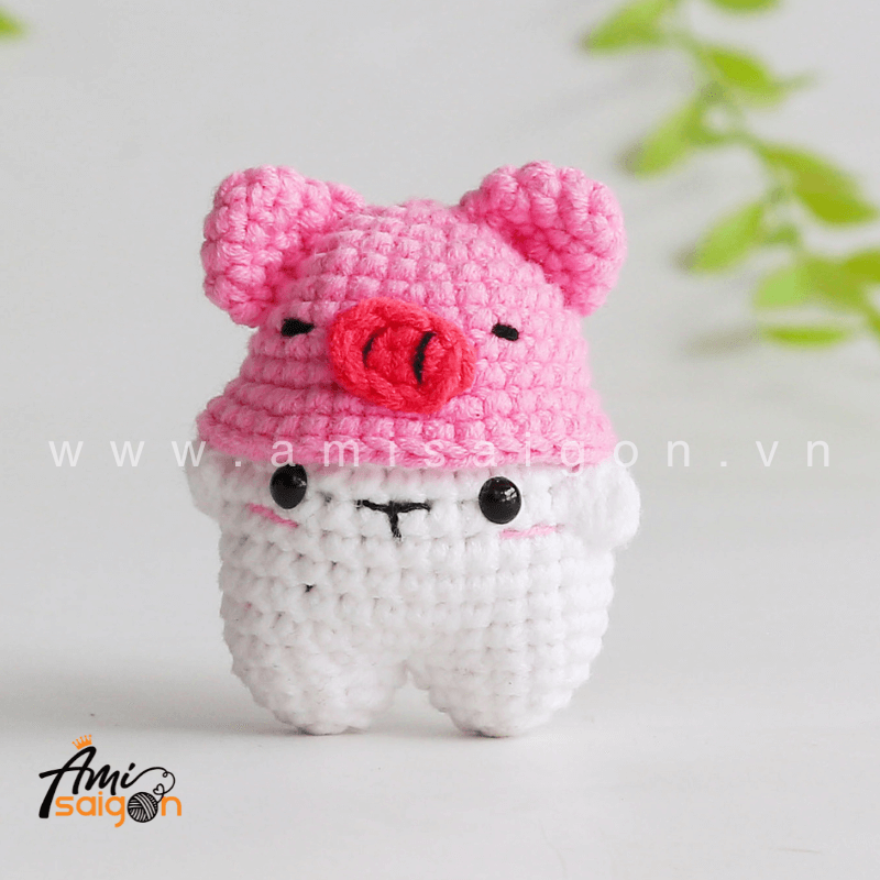 No-Sew Amigurumi Bear with Pig hat - Free Crochet pattern by AmiSaigon