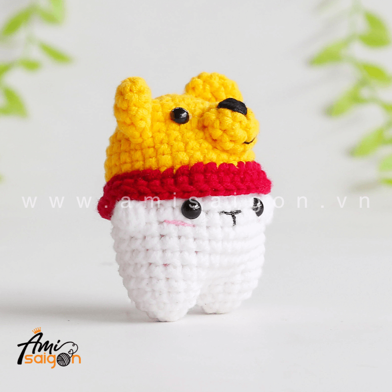 No-Sew Amigurumi Bear with Pooh hat - Free Crochet pattern by AmiSaigon