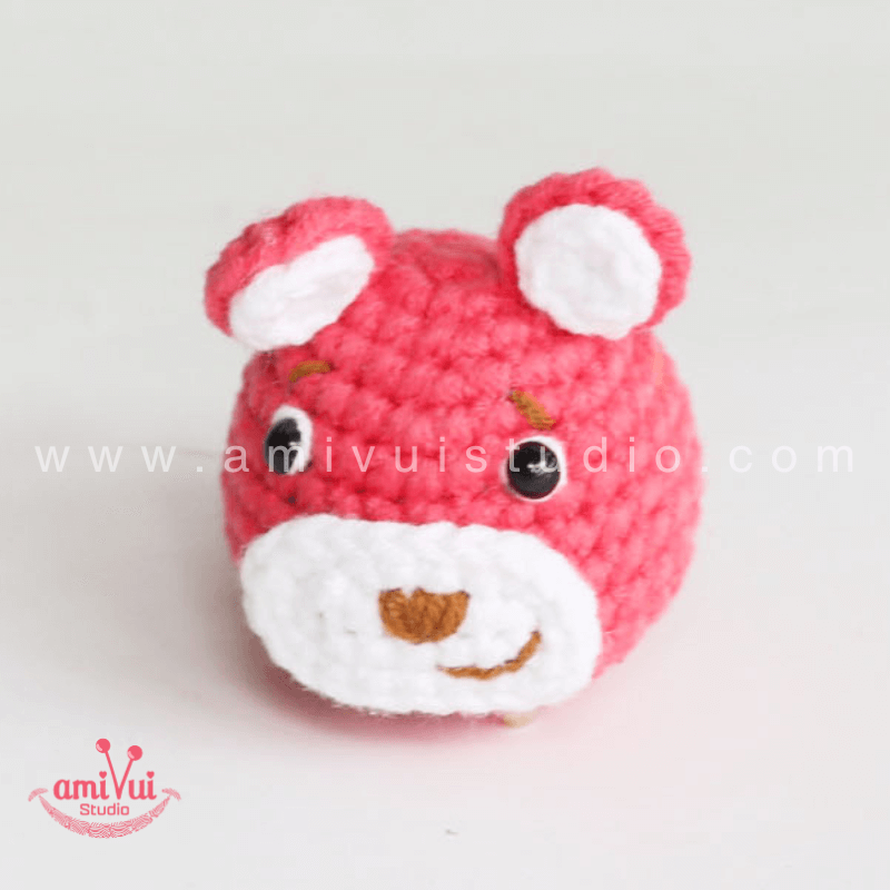 Crochet Lotso Bear keychain - Free Amigurumi Pattern by AmivuiStudio