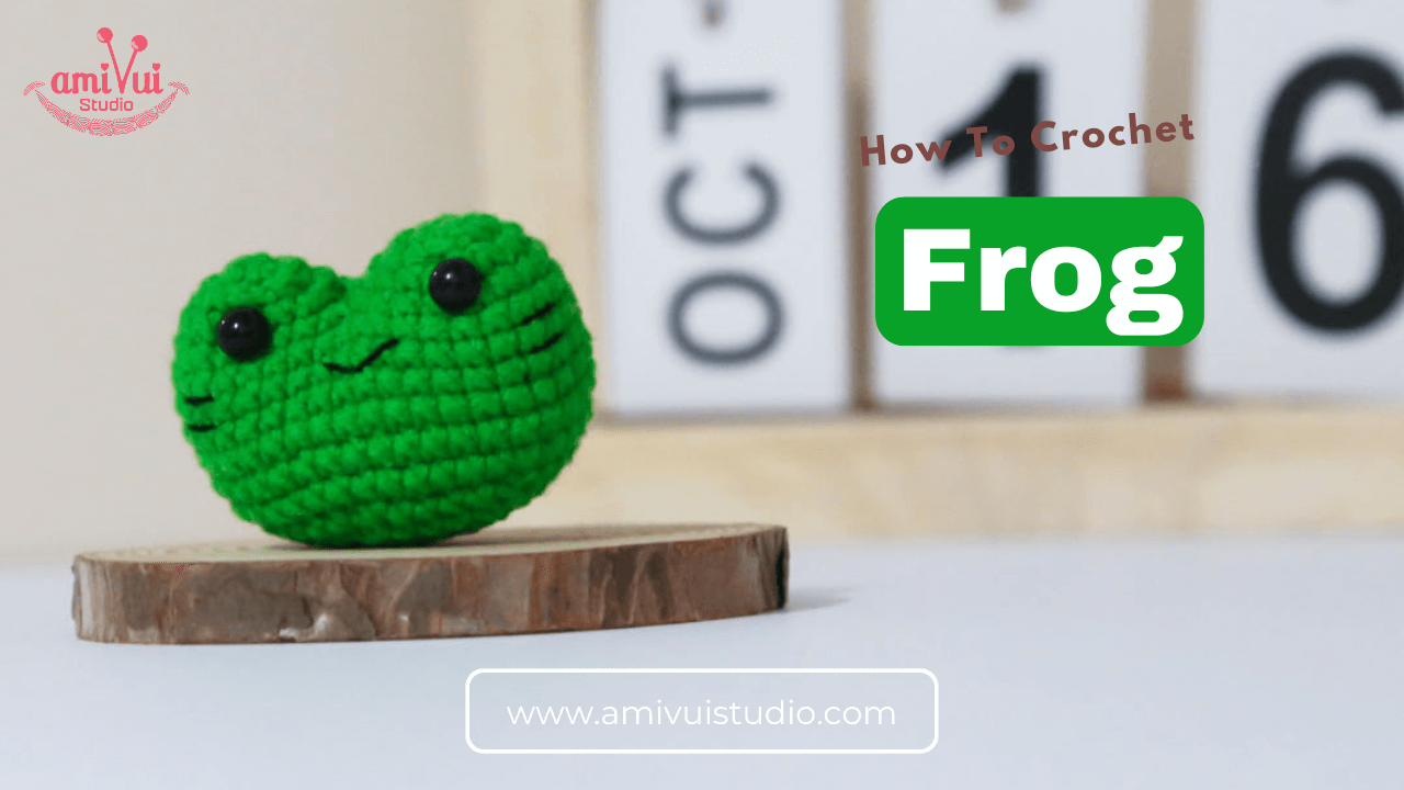 Frog Keychain free amigurumi crochet pattern