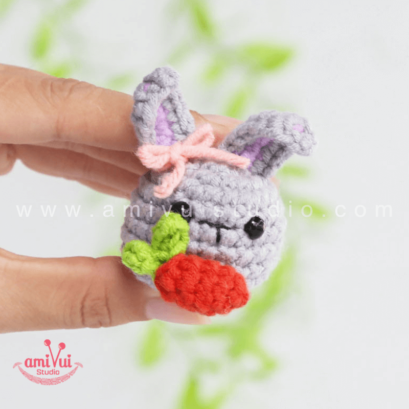 Crochet tiny rabbit keychain - Free Amigurumi Pattern by AmivuiStudio