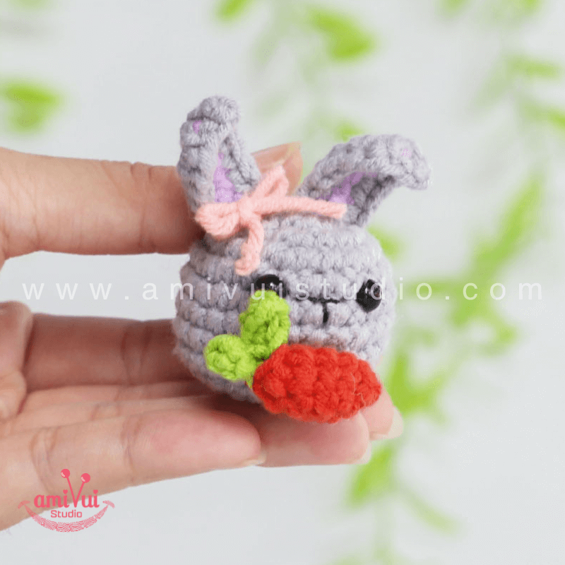 Crochet tiny rabbit keychain - Free Amigurumi Pattern by AmivuiStudio