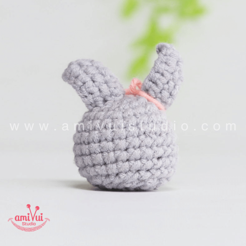 Crochet tiny rabbit keychain - Free Amigurumi Pattern by AmivuiStudio