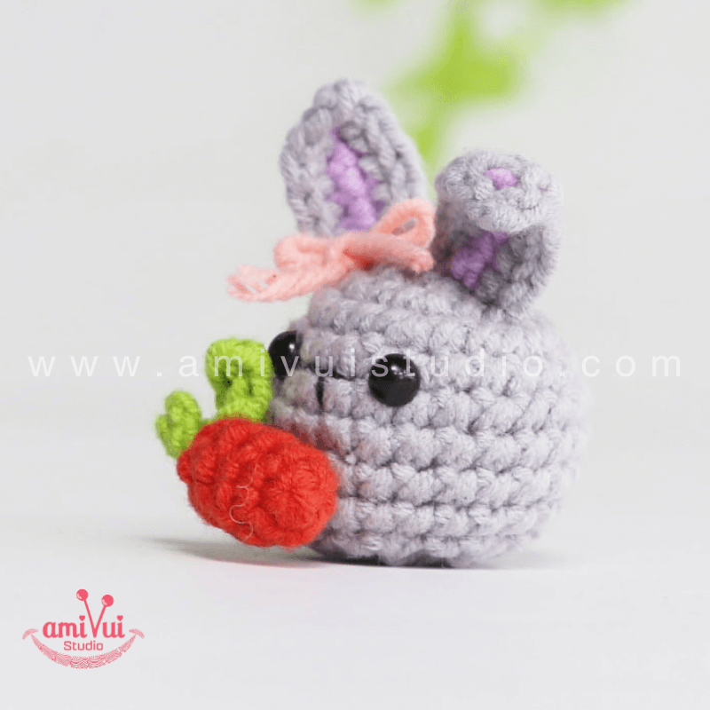 Crochet tiny rabbit keychain - Free Amigurumi Pattern by AmivuiStudio