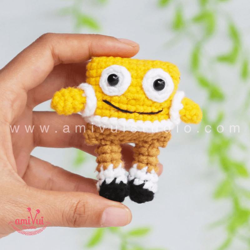 Crochet SpongeBob characters keychain - Free Amigurumi Pattern by AmivuiStudio