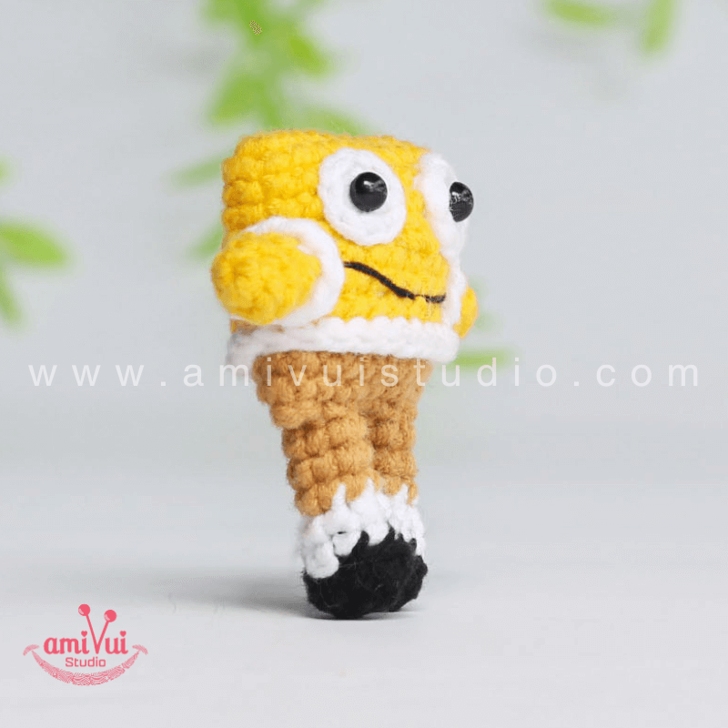 Crochet SpongeBob characters keychain - Free Amigurumi Pattern by AmivuiStudio