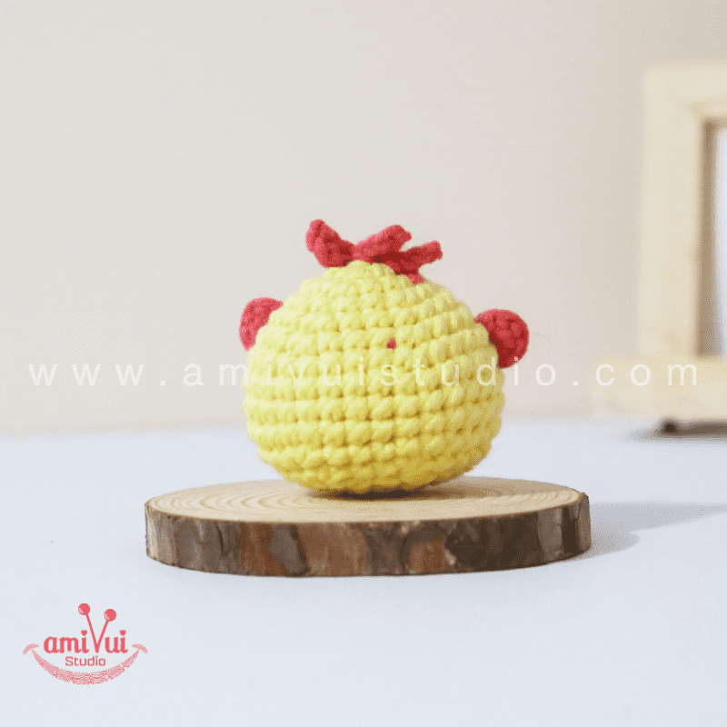 Monster keychain - Free Amigurumi Pattern by AmivuiStudio