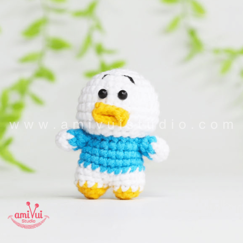 Pekkle Amigurumi - Free Crochet Pattern by AmivuiStudio