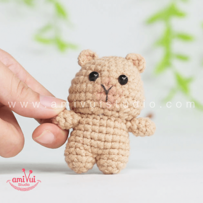 Amigurumi Capybara Keychain - Free Crochet pattern by AmivuiStudio