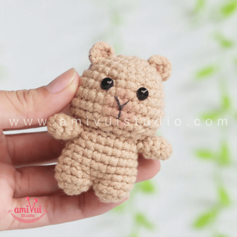 Amigurumi Capybara Keychain - Free Crochet pattern by AmivuiStudio