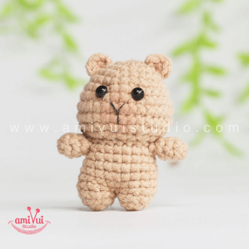 Amigurumi Capybara Keychain - Free Crochet pattern by AmivuiStudio