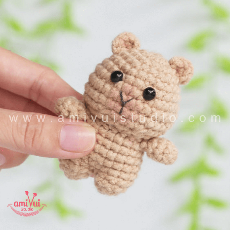 Amigurumi Capybara Keychain - Free Crochet pattern by AmivuiStudio