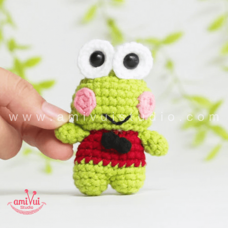Keroppi-Free Amigurumi Pattern by AmivuiStudio