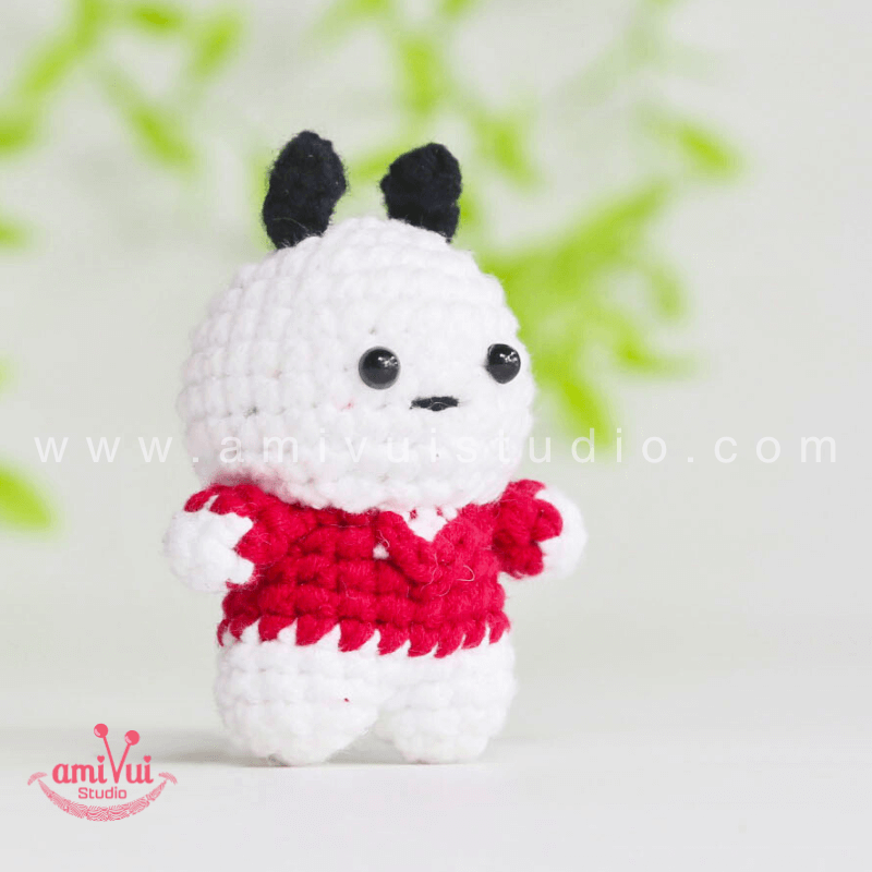 Tiny Pochacco - Free Amigurumi Pattern by AmivuiStudio