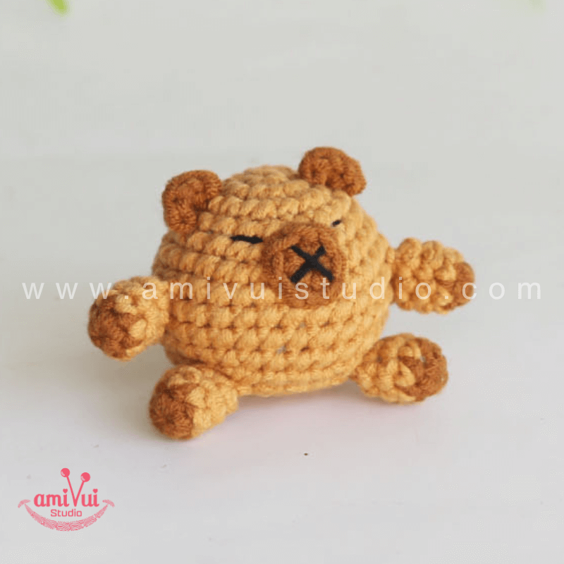 Amigurumi Chubby Capybara Keychain - Free Crochet pattern by AmivuiStudio