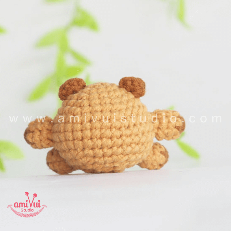 Amigurumi Chubby Capybara Keychain - Free Crochet pattern by AmivuiStudio