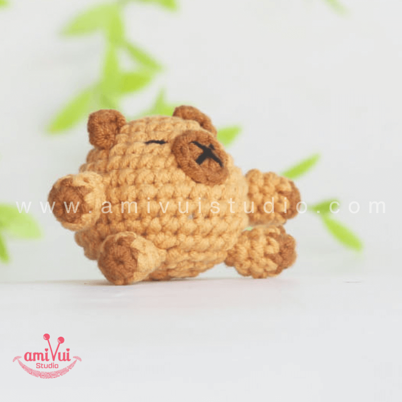 Amigurumi Chubby Capybara Keychain - Free Crochet pattern by AmivuiStudio