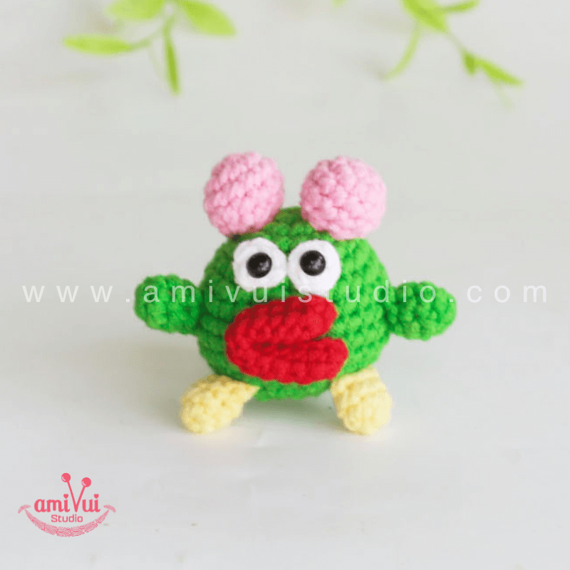 Amigurumi Little Monster Keychain - Free Crochet pattern by AmivuiStudio
